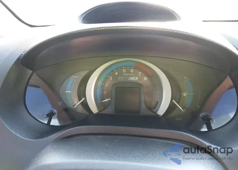 2011 Honda Insight Ex from USA, damaged, VIN JHMZE2H74BS004399